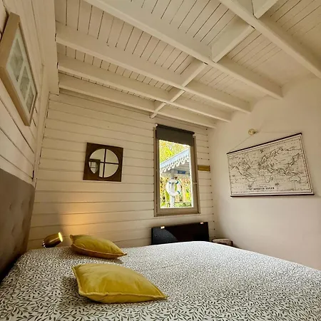 Dom wakacyjny La Vigie Les Pieds Dans L'eau Cricquebœuf