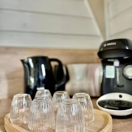 La Vigie Les Pieds Dans L'eau *