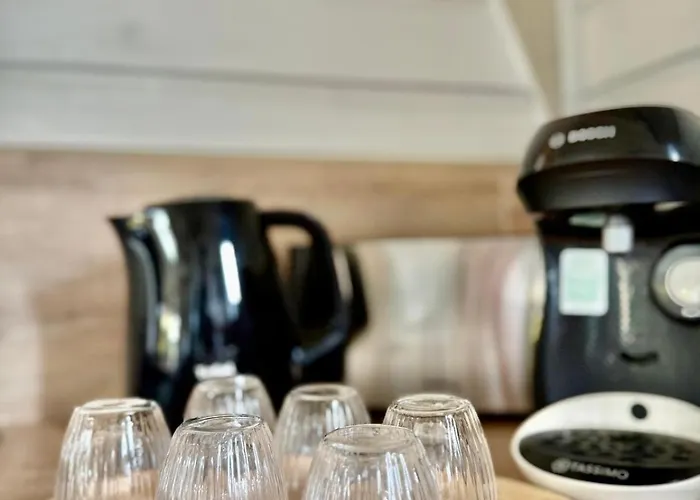 La Vigie Les Pieds Dans L'eau *